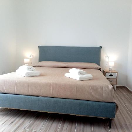 Flamingo Guest House- Rooms Олбия Екстериор снимка