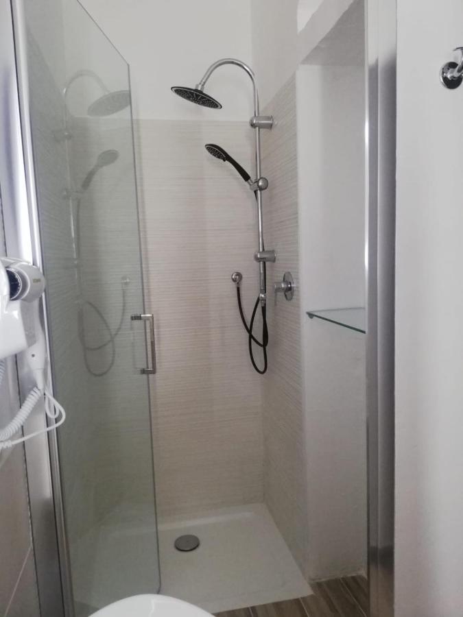 Flamingo Guest House- Rooms Олбия Екстериор снимка