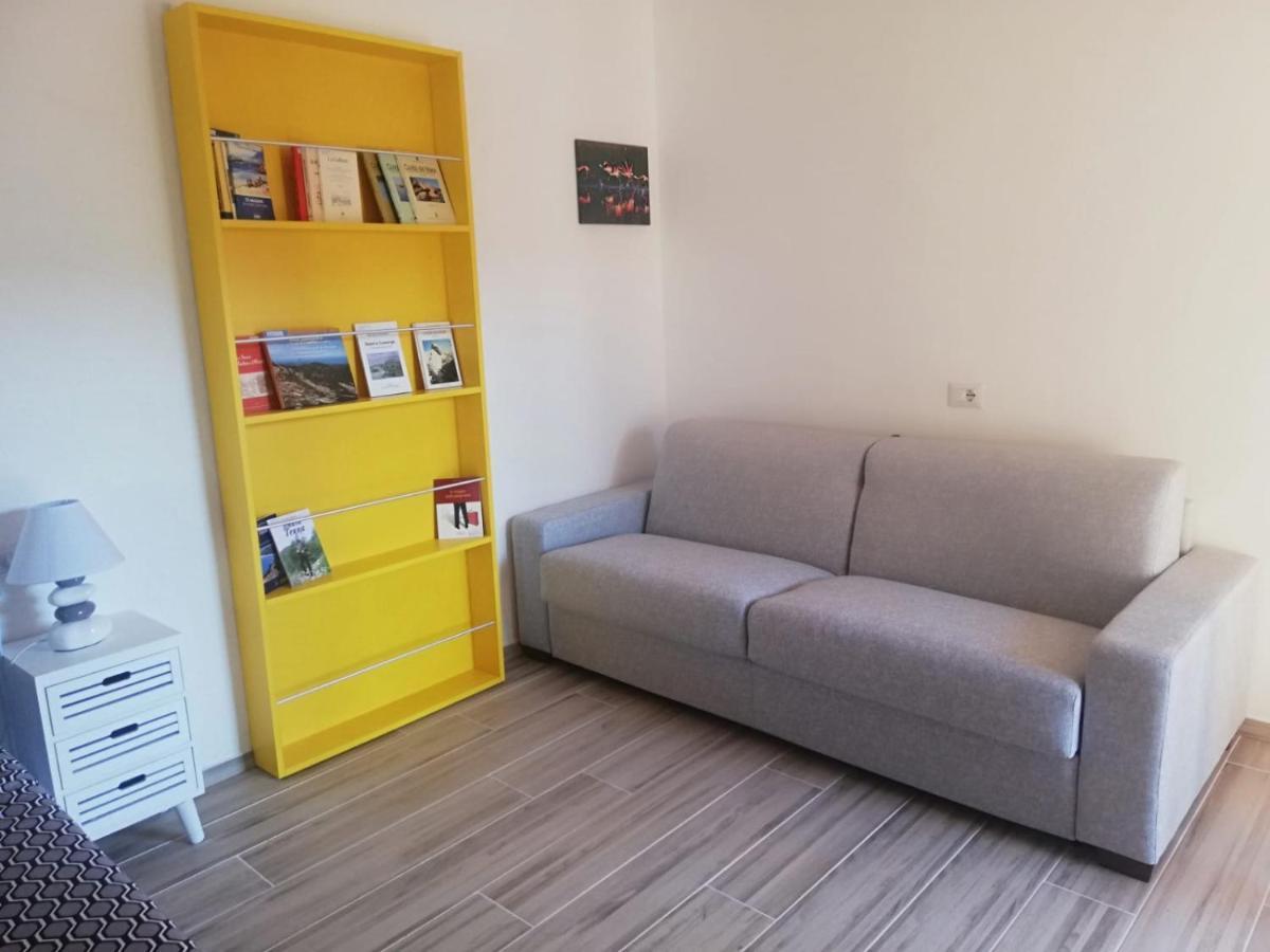 Flamingo Guest House- Rooms Олбия Екстериор снимка
