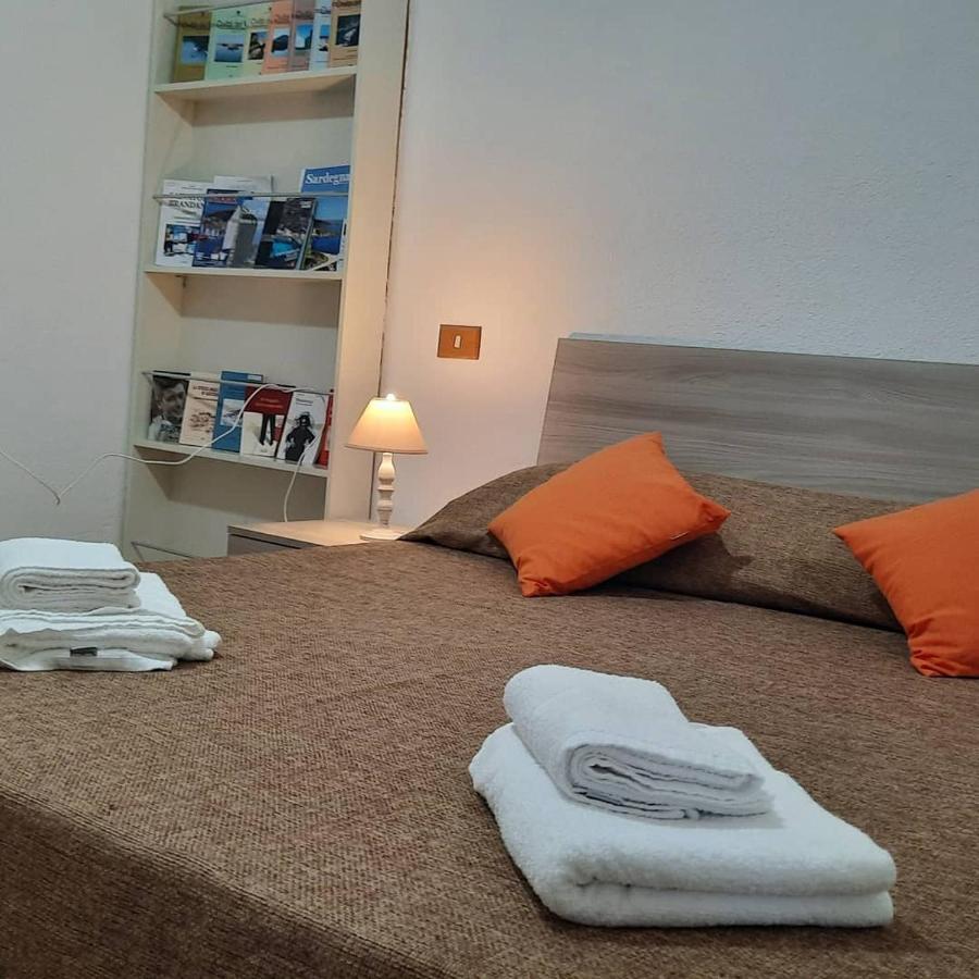 Flamingo Guest House- Rooms Олбия Екстериор снимка
