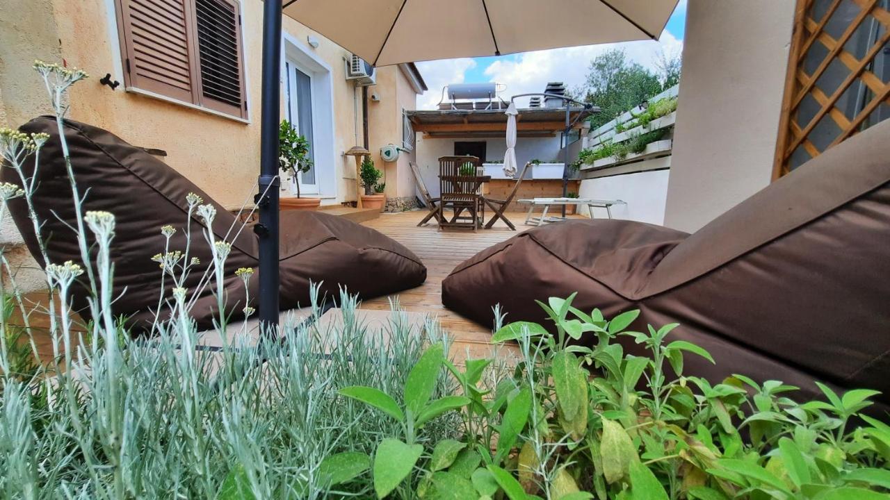 Flamingo Guest House- Rooms Олбия Екстериор снимка
