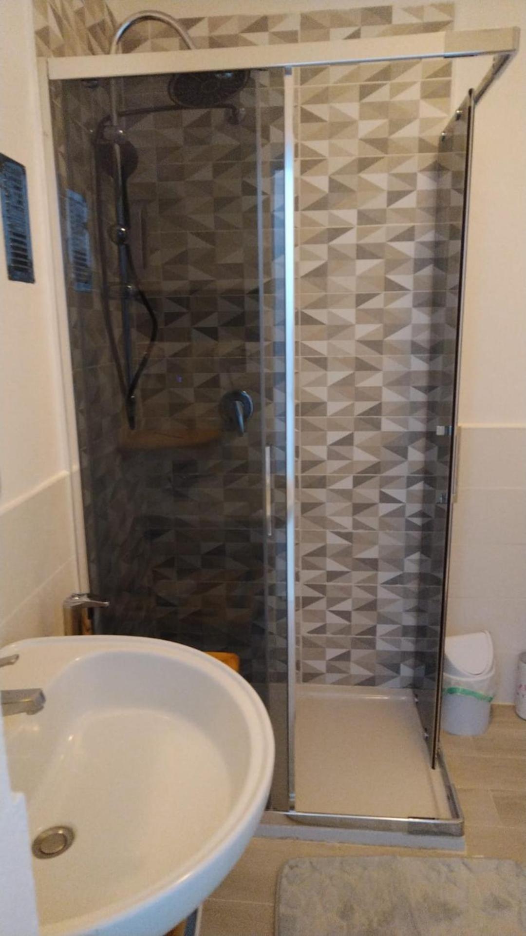 Flamingo Guest House- Rooms Олбия Стая снимка